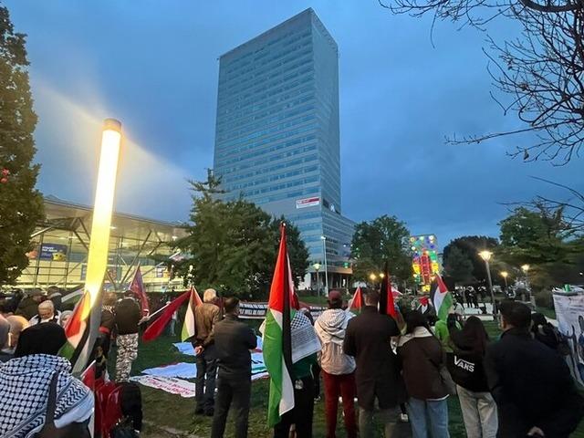 İsrail, Avusturya-İsrail ma&ccedil;ı &ouml;ncesi Linz kentinde protesto edildi