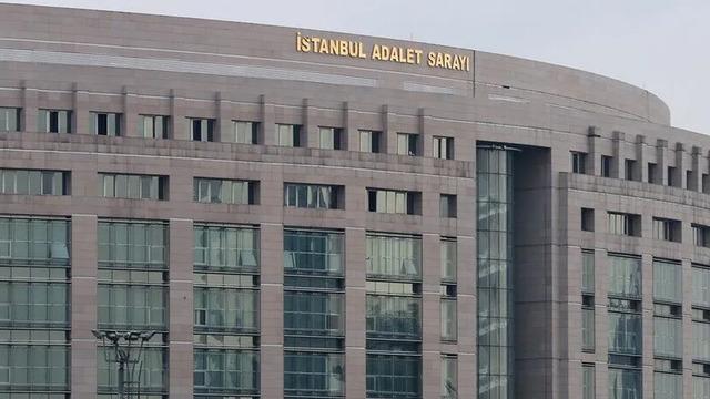 İstanbul merkezli usulsüz vatandaşlık operasyonunda yakalanan 52 şüpheliden 26'sı tutuklandı