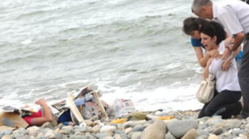 İki arkadaş denizde boğuldu