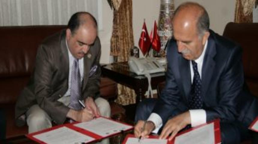 Bursa, Arap Birliği'nin turizm destinasyon merkezi oldu