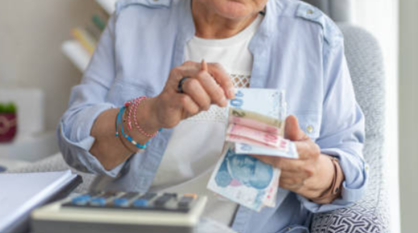 Emekli maaşlarında 30 bin lira detayı! Uzman isim rakamı a&ccedil;ıkladı