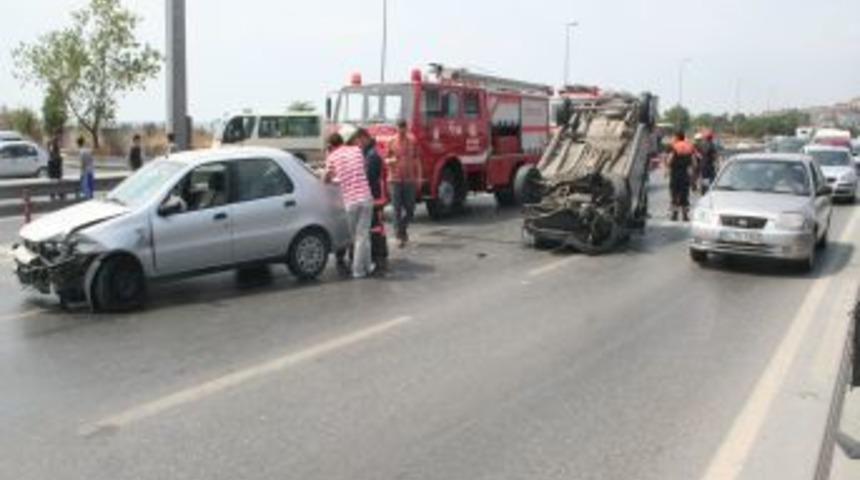 İtfaiye ekipleri bu sefer sıkışan trafiğe m&uuml;dahale etti
