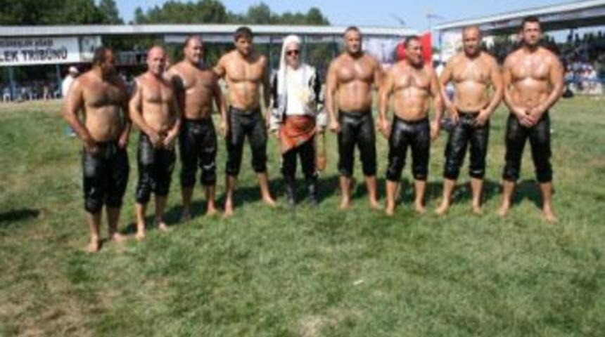 &Ccedil;erkezk&ouml;y B&uuml;y&uuml;k Yağlı Pehlivan G&uuml;reşleri, sona erdi