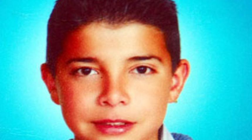 Babasının yokluğuna dayanamadı, intihar etti