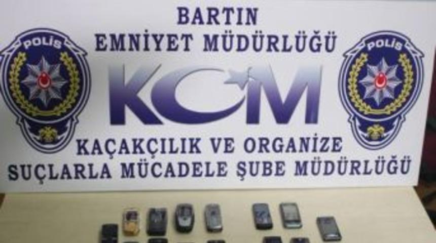 Bartın'da g&uuml;mr&uuml;k ka&ccedil;ağı telefon operasyonu