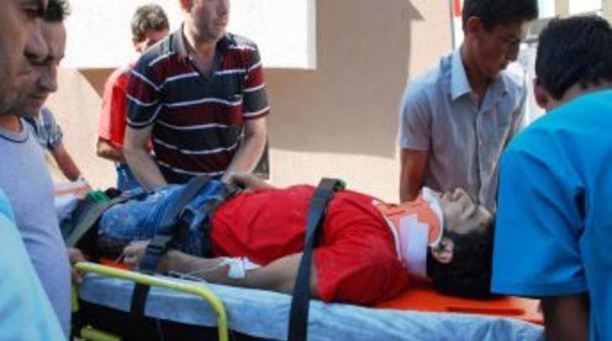 İskeleden d&uuml;şen inşaat iş&ccedil;isinin ayağı kırıldı