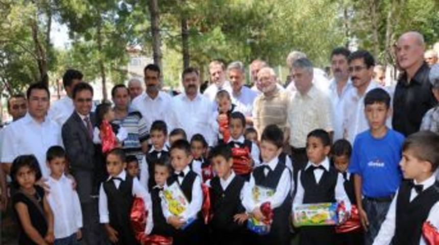 Kahraman: &Ccedil;ocuklar sorumluluk sahibi olursa toplum sağlıklı olur