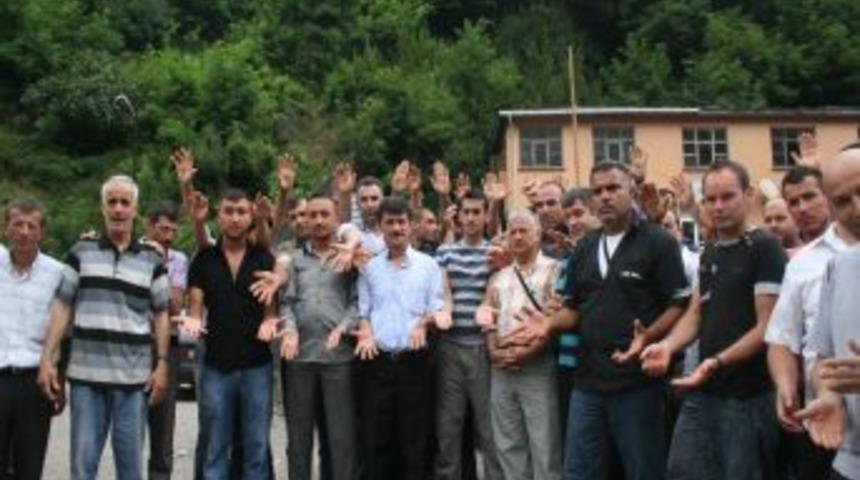 Zonguldak'ta taşeron firma iş&ccedil;ilerinin eylemi devam ediyor