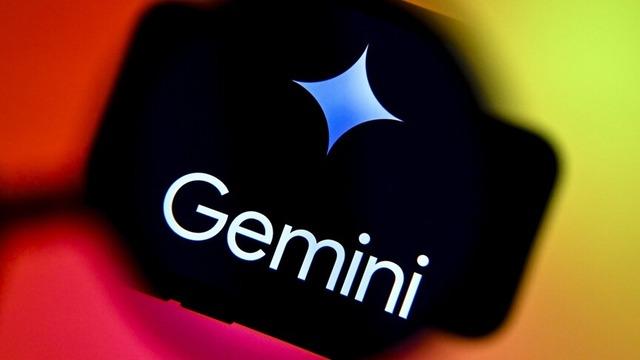Google'dan Gemini'ye ilginç özellik: Sizin yerinize telefonla konuşacak!