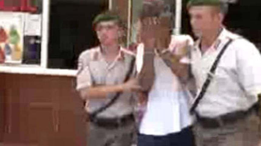 &Ouml;z kızına tecavuz iddiasıyla g&ouml;zaltına alındı