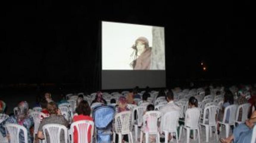 Akhisar&rsquo;da Yazlık Sinema G&uuml;nleri başladı