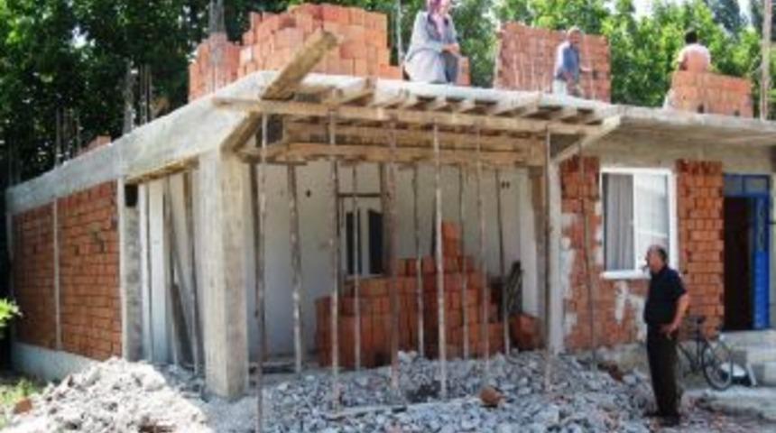 45 ka&ccedil;ak inşaat durduruldu