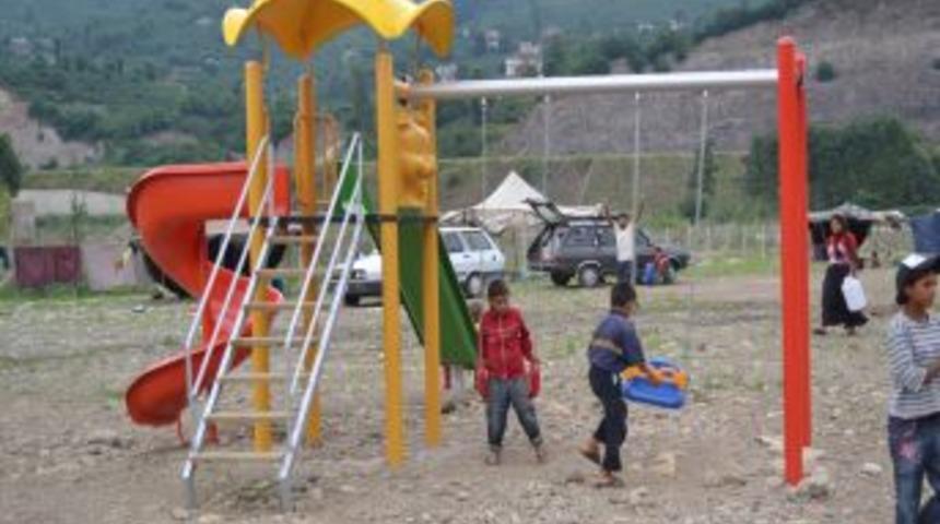 Ge&ccedil; olgunlaşan fındık, &ccedil;alışmaya gelen iş&ccedil;ileri zorda bıraktı