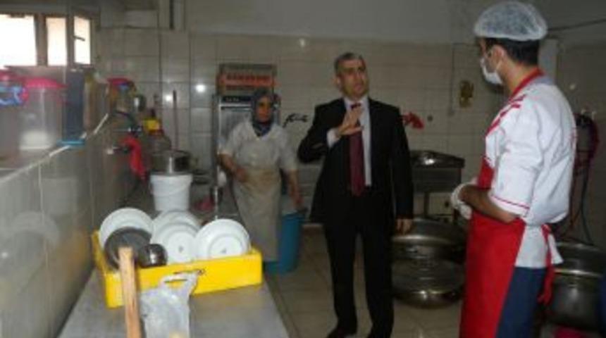 Zabıta ekipleri Ramazan denetimine &ccedil;ıktı