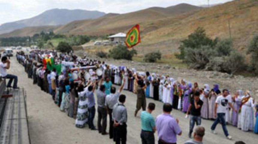 BDP'liler İran'a ge&ccedil;mek istedi