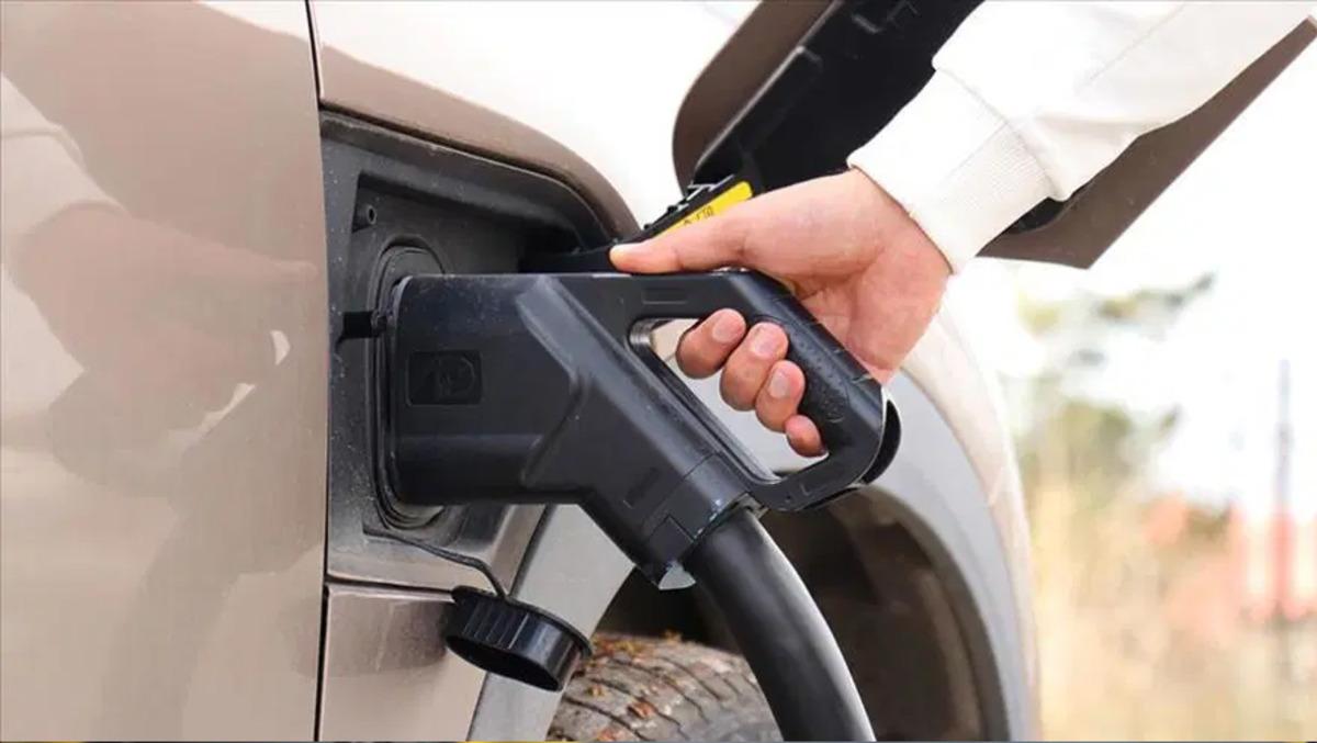 EPDK dan elektrikli ara&ccedil;lar i&ccedil;in yeni d&uuml;zenleme! 1