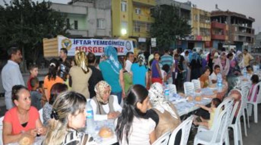 Y&uuml;reğir'de iftar coşkusu yaşanıyor