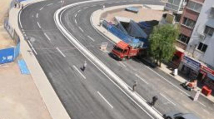 İn&ouml;n&uuml; Caddesi cuma g&uuml;n&uuml; trafiğe a&ccedil;ılıyor