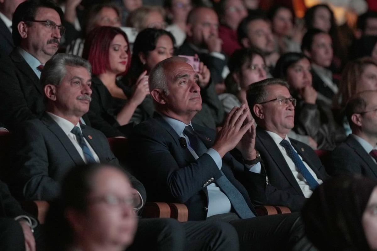 Bakan Ersoy dan ortak Türk Alfabesi vurgusu, dijital dünyada dilimizi koruma çağrısı 1