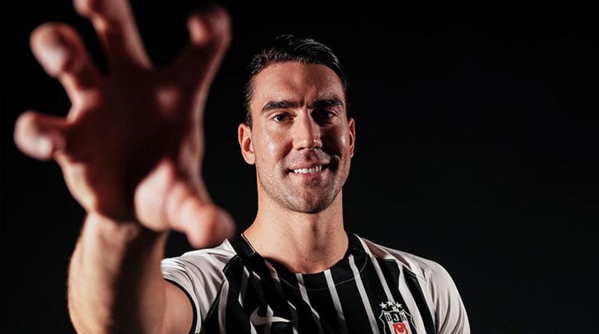 Juventus Vlahovic'i sattığına bin pişman! Hepsini solladı