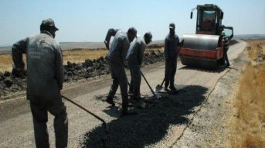 Ramazan'da mesai saatleri değiştirilen yol iş&ccedil;ileri rahatladı