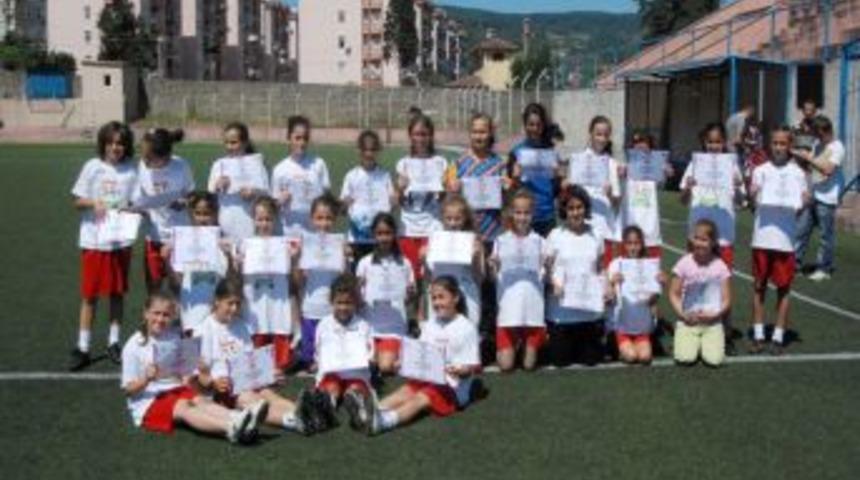 160 sporcu sertifikalarını d&uuml;zenlenen t&ouml;renle aldı