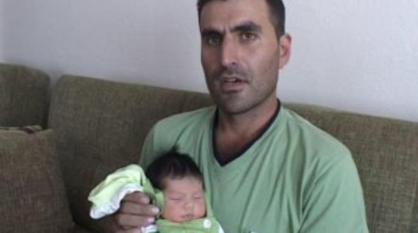 Annesi g&ouml;zaltına alınan 4 g&uuml;nl&uuml;k bebek nezarethanede s&uuml;t emiyor