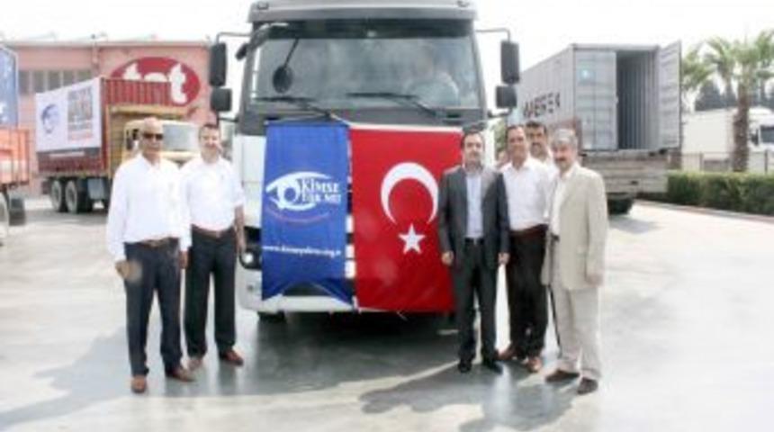 Kimse Yok mu Somali&rsquo;ye 160 ton gıda ve insani yardım malzemesi g&ouml;nderdi