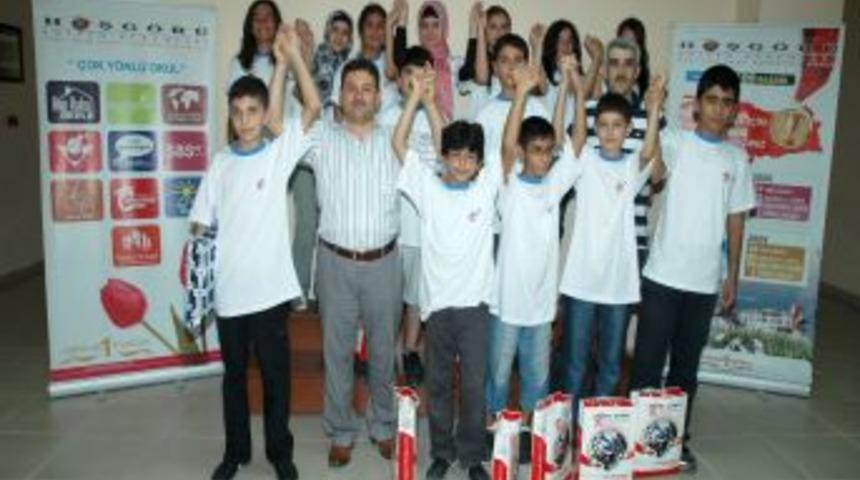 Hoşg&ouml;r&uuml; Koleji SBS'de T&uuml;rkiye birincisi &ccedil;ıkardı
