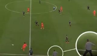 Almanya'da J&uuml;rgen Klopp &ccedil;ılgınlığı! Tek bir hareketiyle ordu gibi saldırdılar: Hollanda karşısında viral olan o anlar