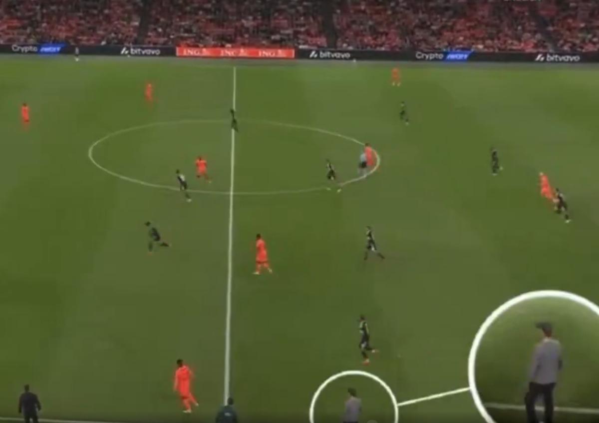 Almanya da Jürgen Klopp çılgınlığı! Tek bir hareketiyle ordu gibi saldırdılar: Hollanda karşısında viral olan o anlar 2