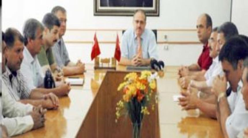 Afrika'ya gidecek yardıma kaymakamdan destek