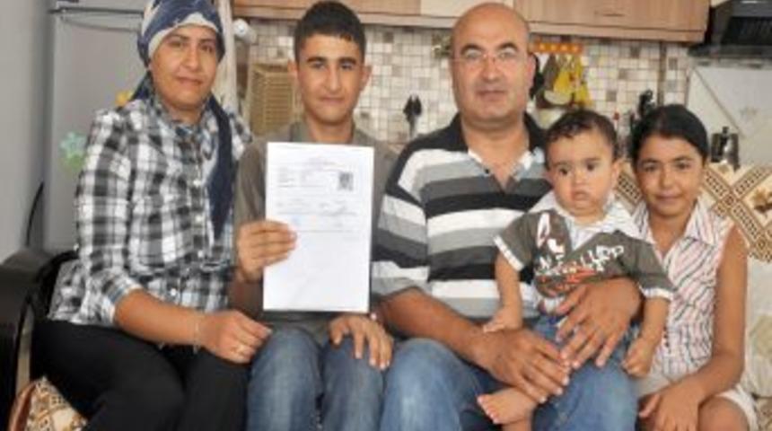 HAMLE&rsquo;nin &uuml;cretsiz kursları &uuml;mitleri oldu, SBS&rsquo;de fen lisesini kazandılar