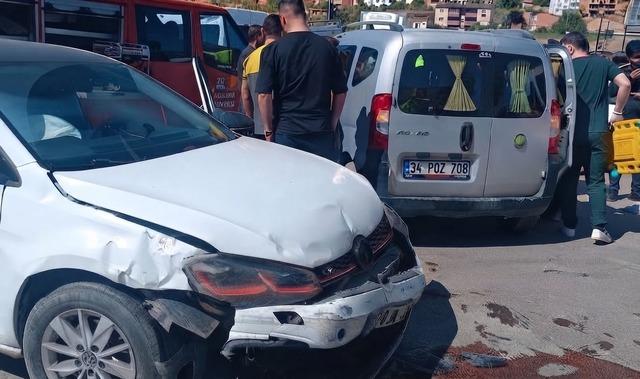 Y&uuml;ksekova&rsquo;da trafik kazası: 2 yaralı 2