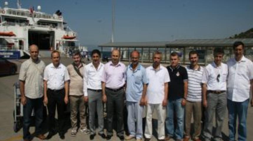 Fitre ve zekatlarını Darfur&rsquo;a g&ouml;t&uuml;rd&uuml;ler