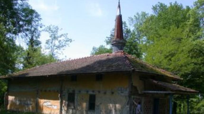 631 yıllık harabe cami, tarihi eser olarak yeni tescillendi