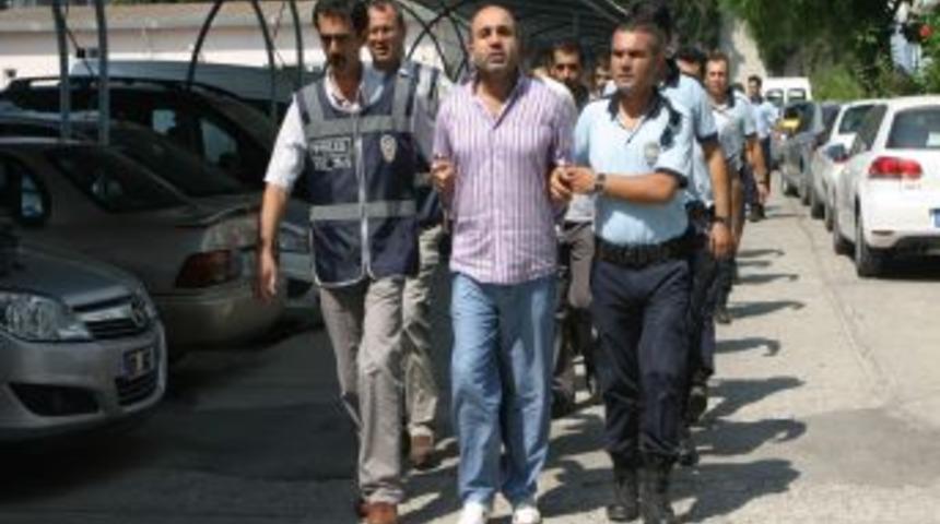 Adana'da &ccedil;ete operasyonu: 10 kişi adliyeye sevk edildi