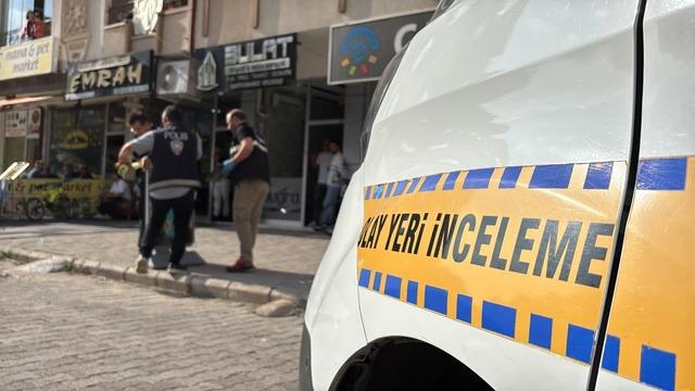Aksaray'da 5. kattan düşen adam ağır yaralandı