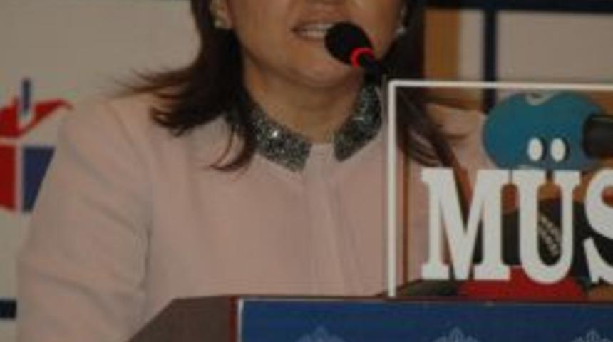 Bakan Şahin: Yoksulluğun istihdam bağlantısını g&uuml;&ccedil;lendireceğiz