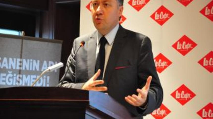 Lee Cooper, iki ayda 15 mağaza a&ccedil;acak