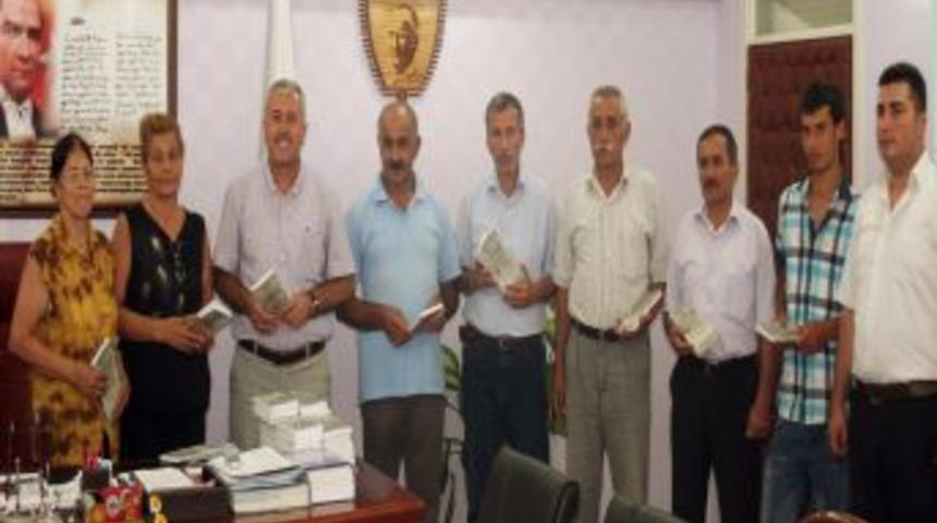 Belediye Başkanı Toksoy cezaevi anılarını kitaplaştırdı