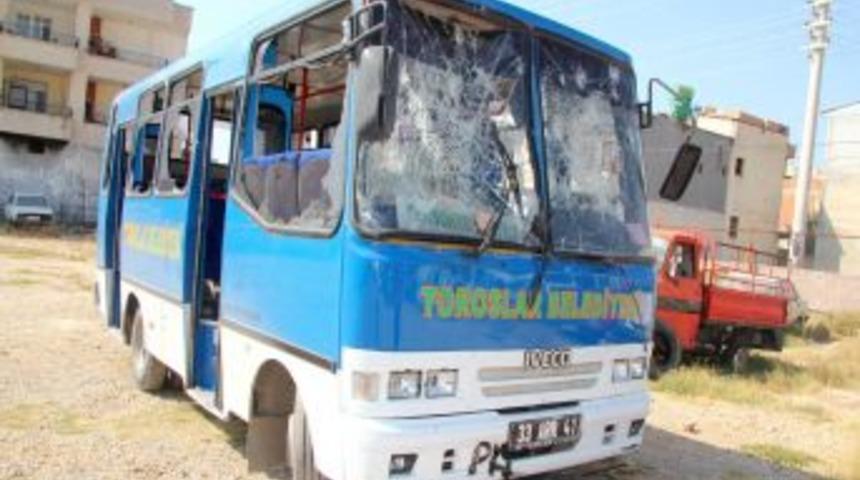 Başkan Tuna servis aracına yapılan saldırıyı kınadı