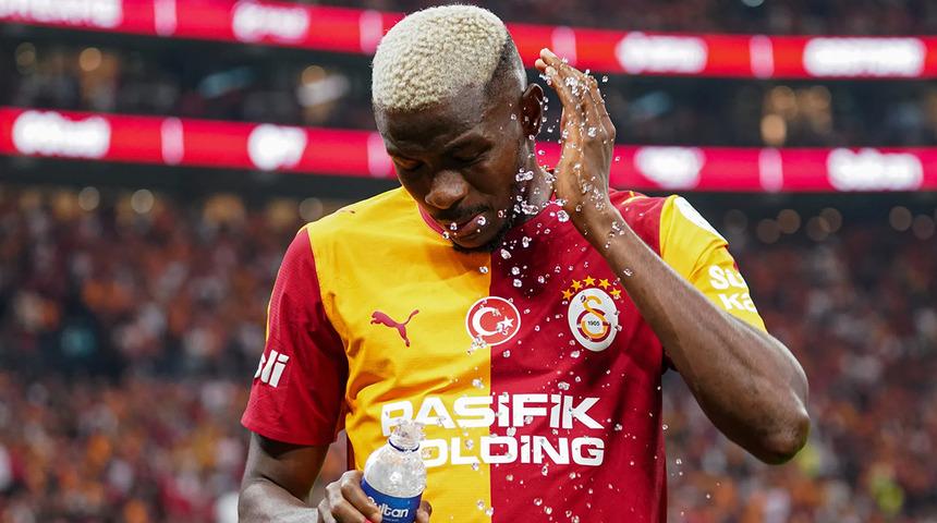 Galatasaray'da Victor Osimhen'in sahalara d&ouml;n&uuml;ş planı değişti! 