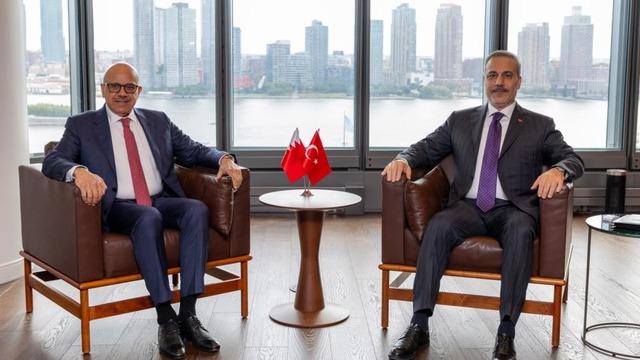 Bakan Fidan, Bahreyn Dışişleri Bakanı Al Zayani ile bir araya geldi