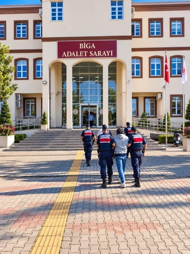 Kendilerini polis olarak tanıtıp vatandaşı yaklaşık 2 milyon TL dolandırdılar 1