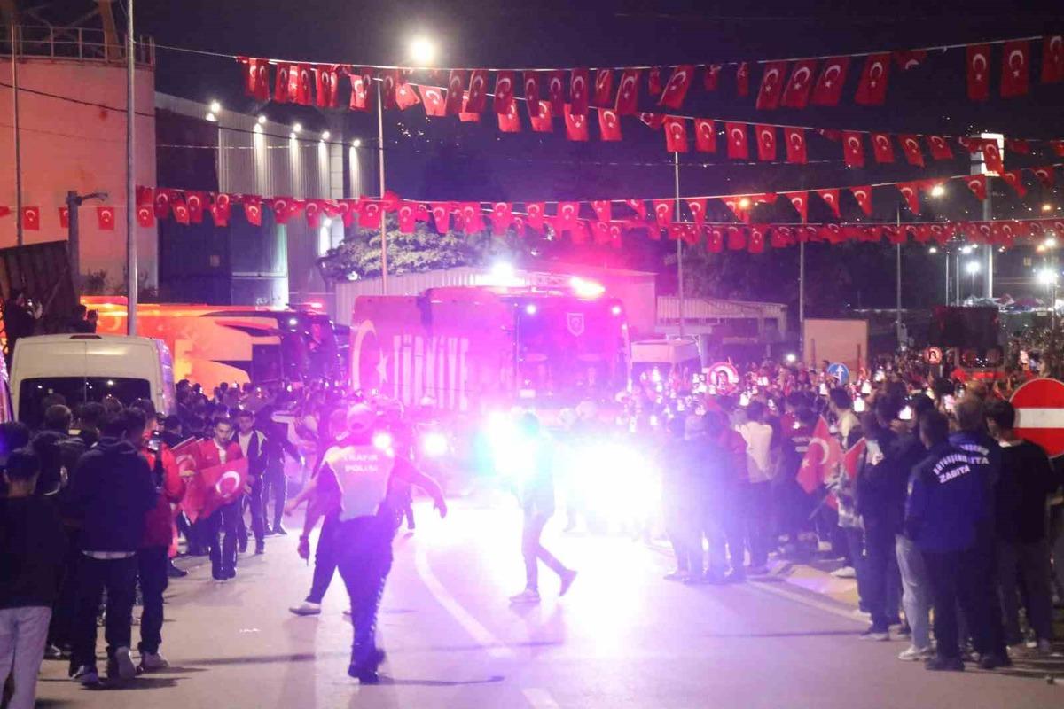 Fransa ve Türkiye milli takımları Kocaeli Stadyumu’nda 1