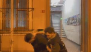 Beyoğlu'nda uyuşturucu operasyonu: 3 ş&uuml;pheli tutuklandı