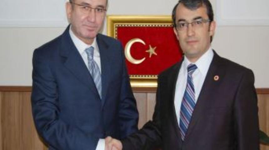 Bozok &Uuml;niversitesi Tıp Fak&uuml;ltesi Dekanı Prof. Dr. Delibaş g&ouml;revine başladı