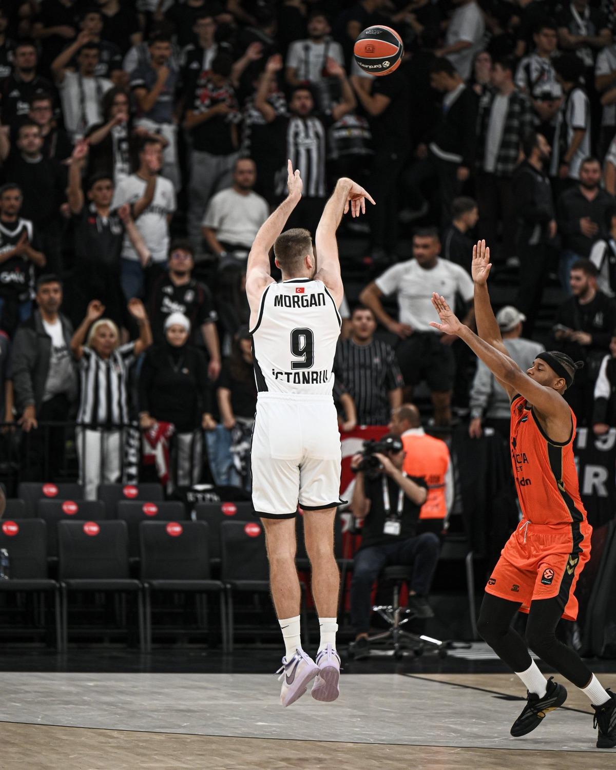 Beşiktaş EuroLeague e mağlubiyetle başladı! Valencia son saniyelerde kazandı 3