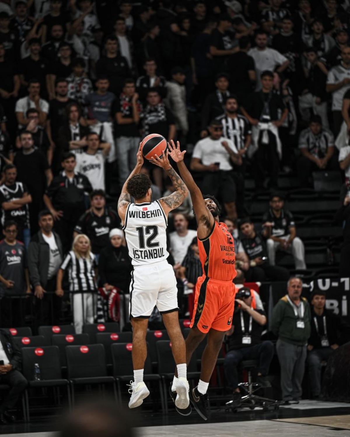 Beşiktaş EuroLeague e mağlubiyetle başladı! Valencia son saniyelerde kazandı 4